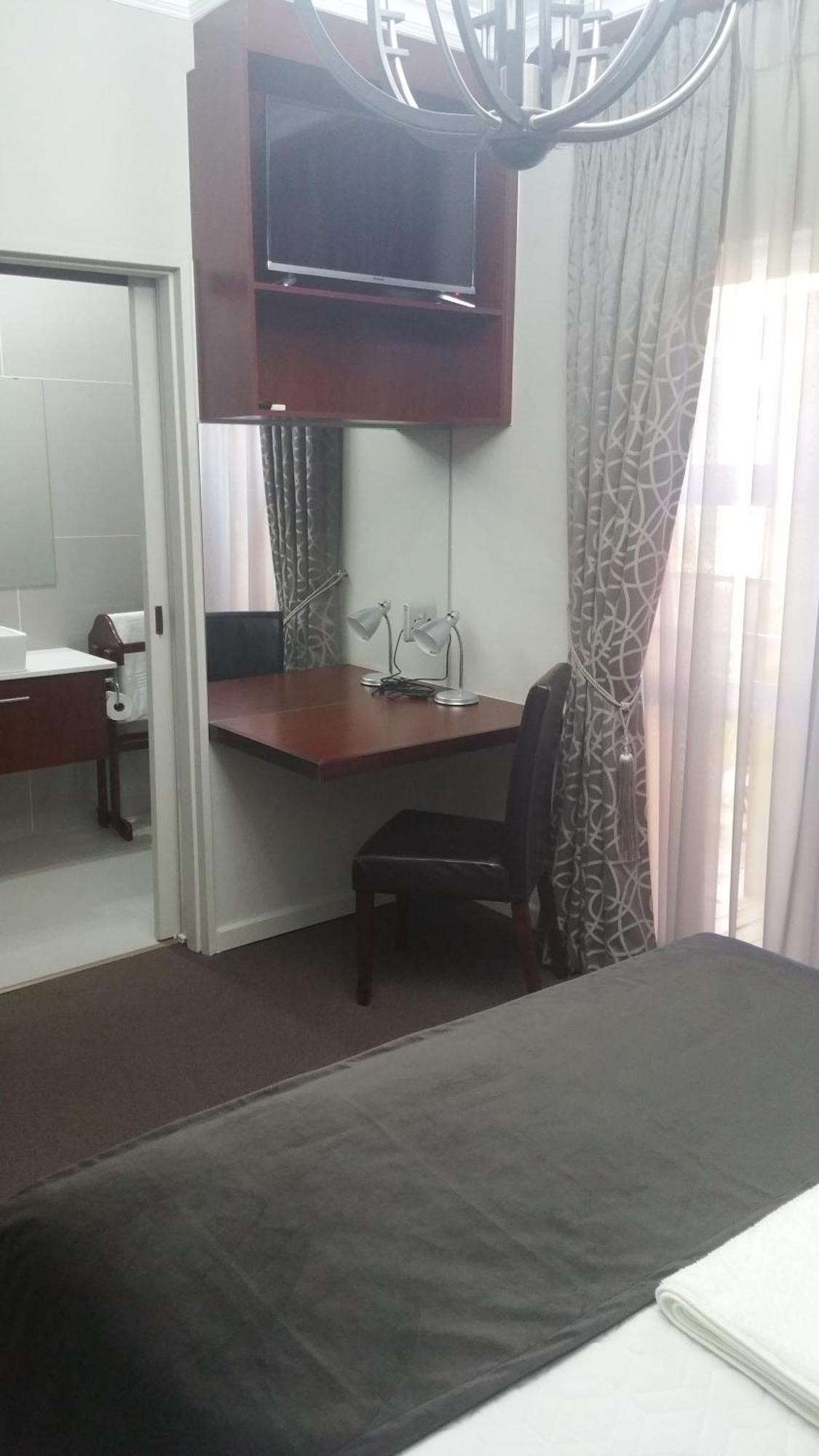 Bayswater Lodge Блоемфонтейн Екстериор снимка