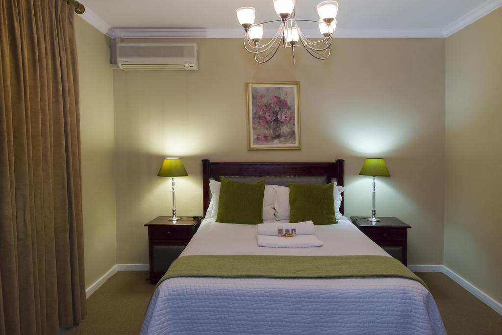 Bayswater Lodge Блоемфонтейн Екстериор снимка