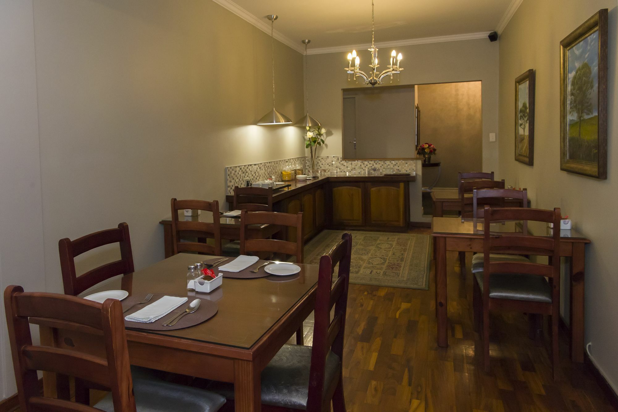 Bayswater Lodge Блоемфонтейн Екстериор снимка